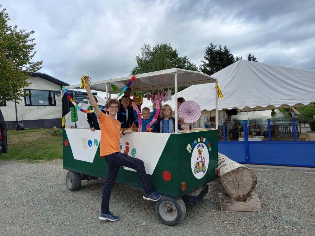 Camping Oos Heem Montenau エクステリア 写真