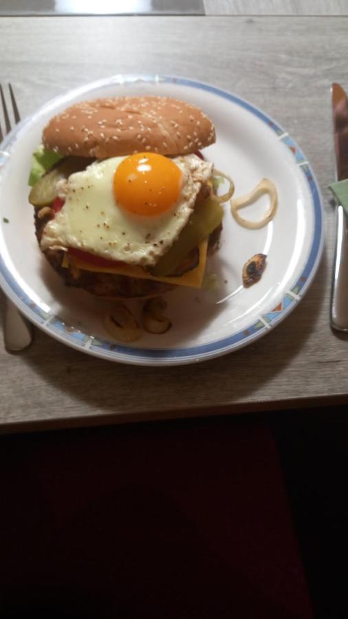 Camping Oos Heem Montenau エクステリア 写真